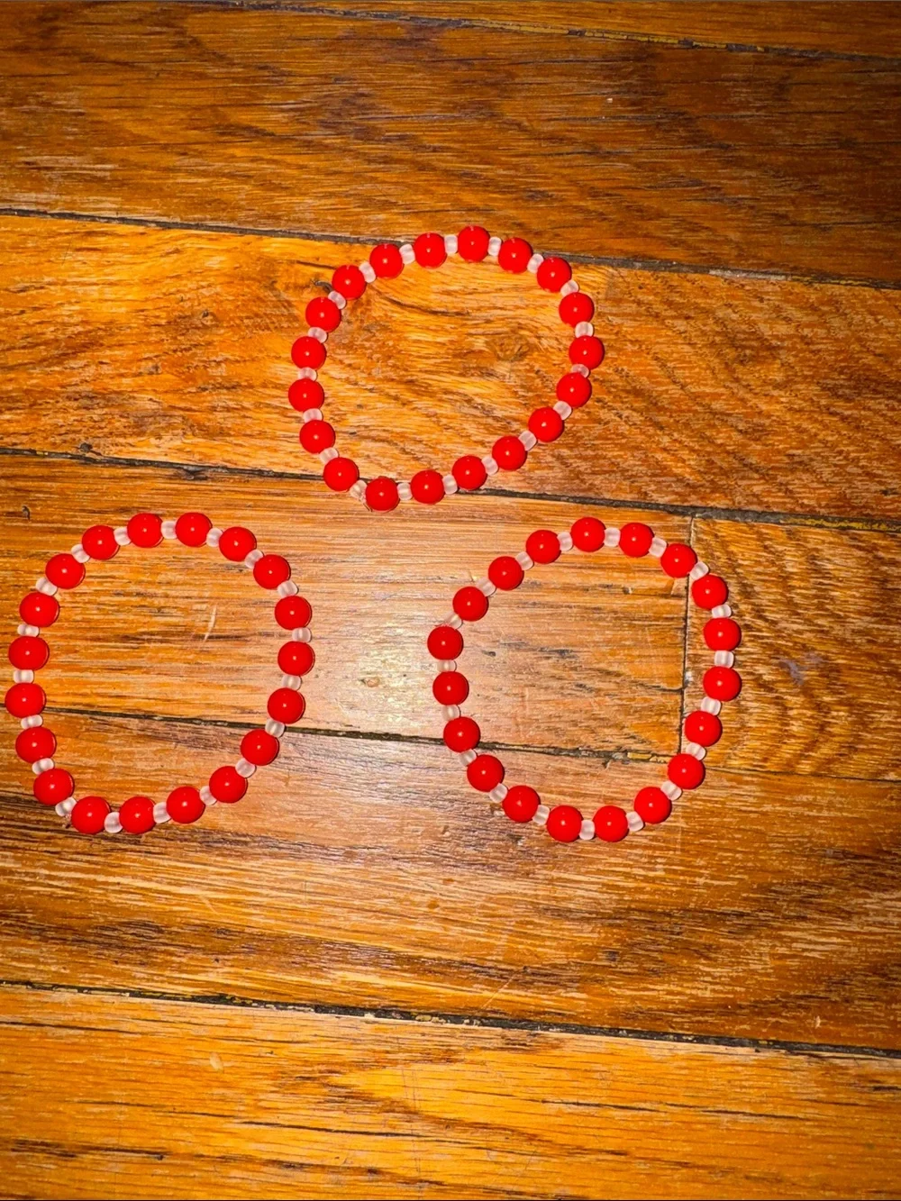 Handmade womans lot of 9 Set of Beaded Stretch Bracelets in Red and Green